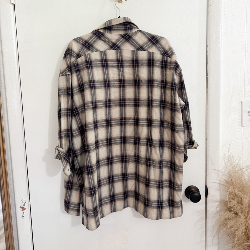 NWT revolve lovers & friends GELA OVERSIZED plaid flannel - Picture 4 of 5